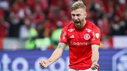 Foto: Maxi Franzoi/AGIF - Pedro Henrique jogador do Internacional comemora gol marcado de penalti em decisao durante partida contra o River Plate no estadio Beira-Rio pelo campeonato Libertadores 2023.