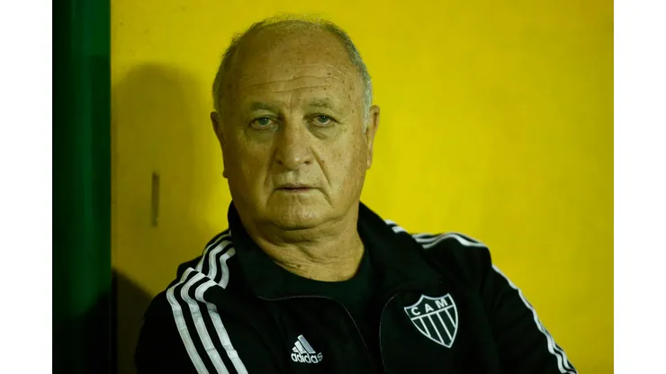 VOLTA REDONDA, BRAZIL - JUNE 21: Luiz Felipe Scolari new coach of Atletico Mineiro looks on before the match between Fluminense and Atletico Mineiro as part of Brasileirao 2023 at Raulino de Oliveira Stadium on June 21, 2023 in Volta Redonda, Brazil. (Photo by Wagner Meier/Getty Images)