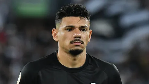 RJ - RIO DE JANEIRO - 15/07/2023 - BRASILEIRO A 2023, BOTAFOGO X BRAGANTINO - Tiquinho Soares jogador do Botafogo durante partida contra o Bragantino no estadio Engenhao pelo campeonato Brasileiro A 2023. Foto: Thiago Ribeiro/AGIF