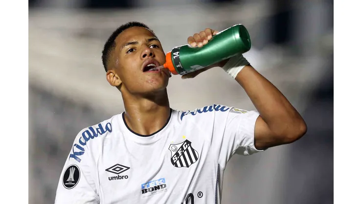 Novo futuro de Angelo pode geral bolada ao Santos Calvo-Pool/Getty Images)
