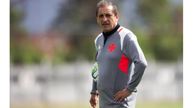 Foto: Divulgação/ Vasco/ Daniel Carvalho. Ramón Diaz em treino do Vasco