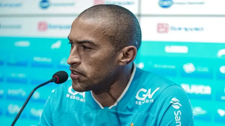 Foto: Jorge Luís Totti/Paysandu - Nino Paraíba quando foi apresentado no Paysandu