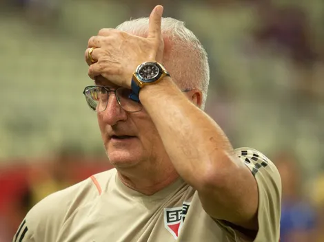 Dorival Júnior é surpreendido por jogador do São Paulo