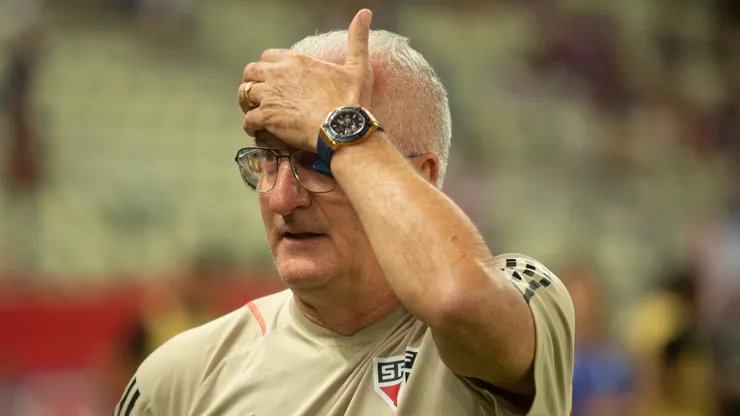 CE - FORTALEZA - 11/05/2023 - BRASILEIRO A 2023, FORTALEZA X SAO PAULO - Dorival Junior tecnico do Fortaleza durante partida contra o Sao Paulo no estadio Arena Castelao pelo campeonato BRASILEIRO A 2023. Foto: Lucas Emanuel/AGIF
