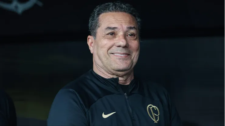Foto: Marcello Zambrana/AGIF - Luxemburgo tranquilizou os torcedores após classificação do Corinthians.