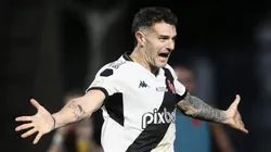 Foto: Daniel Ramalho - Atacante argentino Pablo Vegetti, do Vasco, que marcou gol da vitória em sua estréia no time
