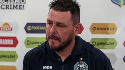 Foto: Robson Mafra/AGIF - Kosloski: técnico fará mudanças no Coxa