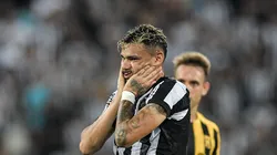 RJ - RIO DE JANEIRO - 02/08/2023 - COPA SUL-AMERICANA 2023, BOTAFOGO X GUARANI-PAR - Tiquinho Soares jogador do Botafogo durante partida contra o Guarani-PAR no estadio Engenhao pelo campeonato Copa Sul-Americana 2023. Foto: Thiago Ribeiro/AGIF