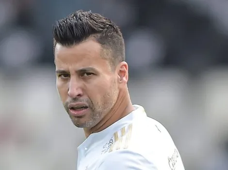 Atleta do Botafogo faz planos para próxima temporada e envolve Fábio, goleiro do rival