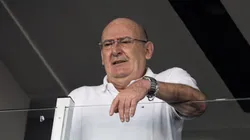 Foto: Abner Dourado/AGIF - Andres Rueda presidente do Santos durante partida contra o Botafogo no estadio Vila Belmiro pelo campeonato Brasileiro A 2023.