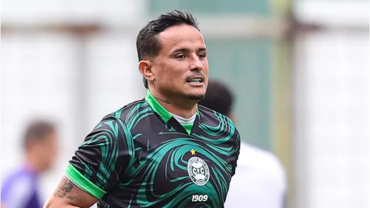 Edu não vem sendo titular do time
