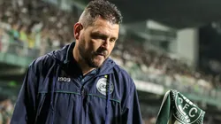 Foto: Robson Mafra/AGIF - Kosloski: técnico desabafou após derrota do Coxa