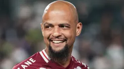 PR - CURITIBA - 24/07/2023 - BRASILEIRO A 2023, CORITIBA X FLUMINENSE - Felipe Melo jogador do Fluminense durante execucao do hino nacional antes da partida contra o Coritiba no estadio Couto Pereira pelo campeonato Brasileiro A 2023. Foto: Robson Mafra/AGIF
