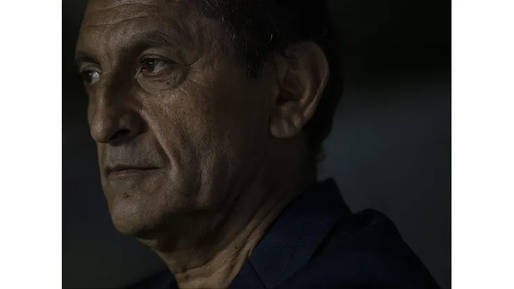 RJ - RIO DE JANEIRO - 23/07/2023 - BRASILEIRO A 2023, VASCO X ATHLETICO-PR - Ramon Diaz tecnico do Vasco durante partida contra o Athletico-PR no estadio Sao Januario pelo campeonato Brasileiro A 2023. Foto: Jorge Rodrigues/AGIF