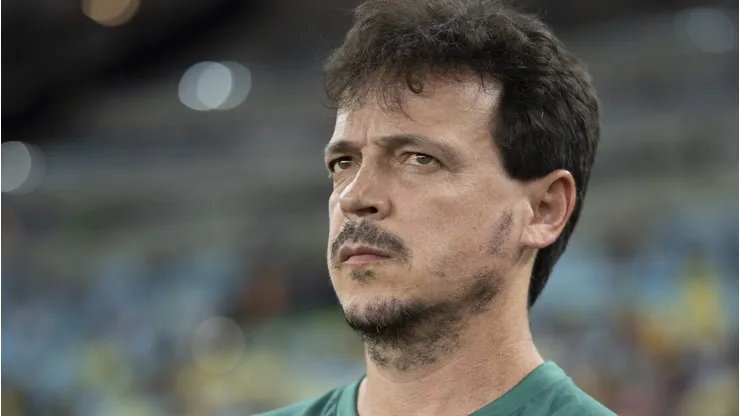 RJ - RIO DE JANEIRO - 05/08/2023 - BRASILEIRO A 2023, FLUMINENSE X PALMEIRAS - Fernando Diniz tecnico do Fluminense durante partida contra o Palmeiras no estadio Maracana pelo campeonato Brasileiro A 2023. Foto: Jorge Rodrigues/AGIF