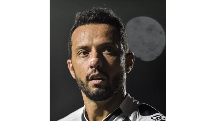 Vascou tentou negociar com Rafinha Alcântara - Foto: Thiago Ribeiro/AGIF