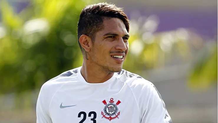 Foto: Daniel Vorley/AGIF - Guerrero teve grande passagem pelo Corinthians