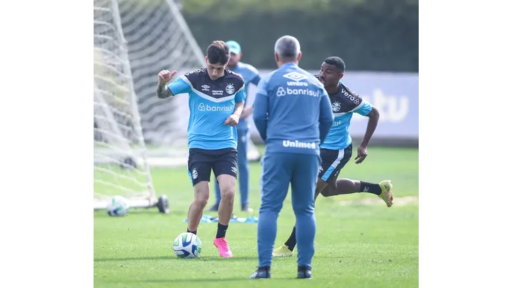 Foto: Twitter/Grêmio. Equipe faz preparação para jogo contra o Vasco da Gama.