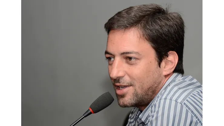 O diretor de futebol Duilio Monteiro Alves durante coletiva de imprensa realizado no CT Joaquim Grava em 03 de Janeiro, 2013. Foto: Mauro Horita/AGIF