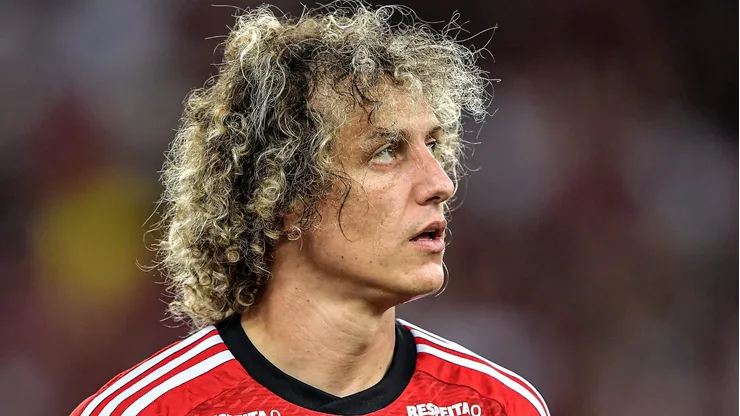 Foto: Thiago Ribeiro/AGIF - David Luiz foi titular contra o Olimpia