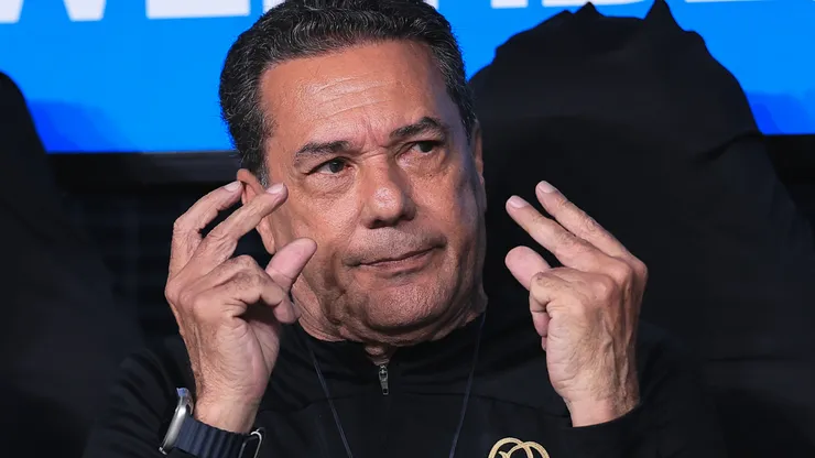 Foto: Ettore Chiereguini/AGIF - Luxa: técnico tem problema para resolver no Corinthians