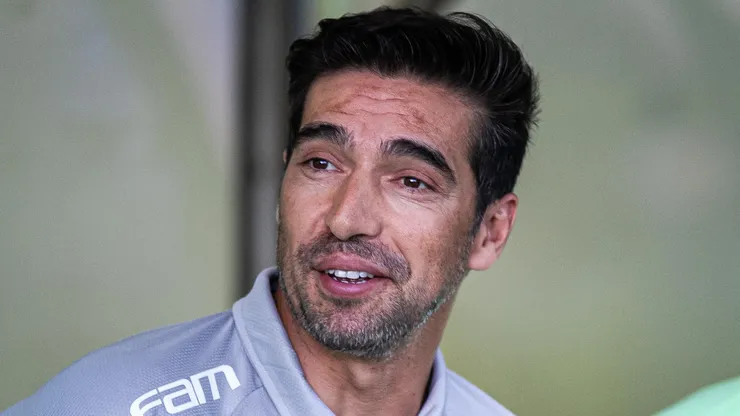 Foto: Fernando Moreno/AGIF - Abel Ferreira é multicampeão pelo Palmeiras