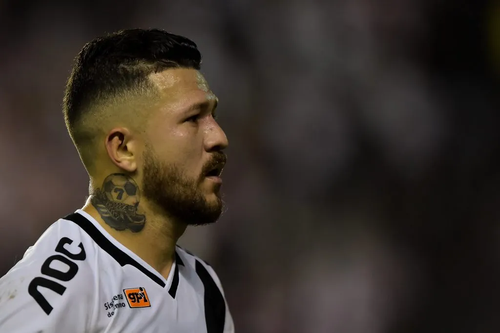 Rossi, jogador do Vasco - Foto: Thiago Ribeiro/AGIF