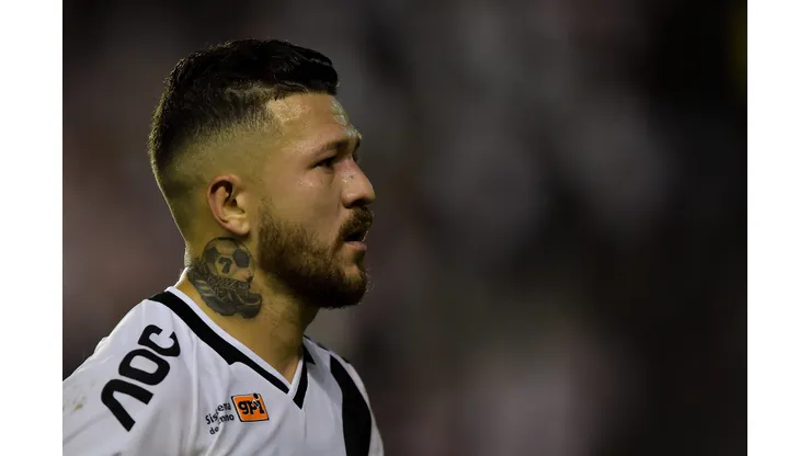 Rossi jogador do Vasco no estádio São Januário - Foto: Thiago Ribeiro/AGIF