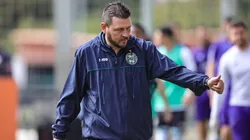 Foto: Gilson Lobo/AGIF - Kosloski: técnico recebeu novo reforço no Coritiba