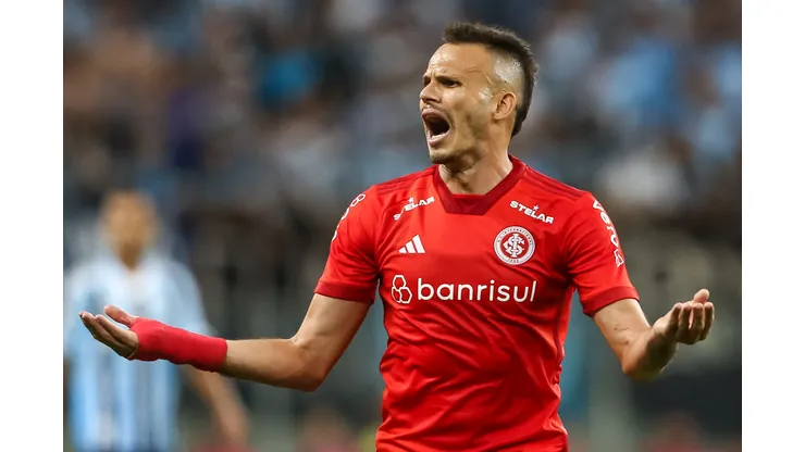 Pedro H. Tesch/AGIF - Renê está sendo duramente criticado pela torcida colorada