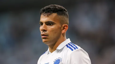 RS - PORTO ALEGRE - 17/05/2023 - COPA DO BRASIL 2023, GREMIO X CRUZEIRO - Bruno Rodrigues jogador do Cruzeiro durante partida contra o Gremio no estadio Arena do Gremio pelo campeonato Copa do Brasil 2023. Foto: Pedro H. Tesch/AGIF