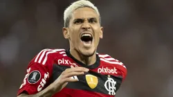 Foto: Jorge Rodrigues/AGIF- Pedro jogador do Flamengo comemora seu gol durante partida contra o Aucas no estadio Maracana pelo campeonato Libertadores 2023.