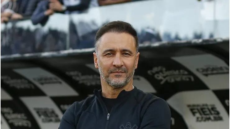 Photo by Ricardo Moreira/Getty Images - Vítor Pereira vira assunto nas redes sociais