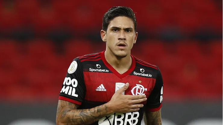 RIO DE JANEIRO, BRAZIL - DECEMBER 20: Pedro of Flamengo celebrates his goal during a match between Flamengo and Bahia as part of 2020 Brasileirao Series A at Maracana Stadium on December 20, 2020 in Rio de Janeiro, Brazil. (Photo by Wagner Meier/Getty Images)