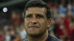 PR - CURITIBA - 21/09/2023 - BRASILEIRO A 2023, ATHLETICO-PR X INTERNACIONAL - Wesley Carvalho tecnico do Athletico-PR durante partida contra o Internacional no estadio Arena da Baixada pelo campeonato Brasileiro A 2023. Foto: Gabriel Machado/AGIF