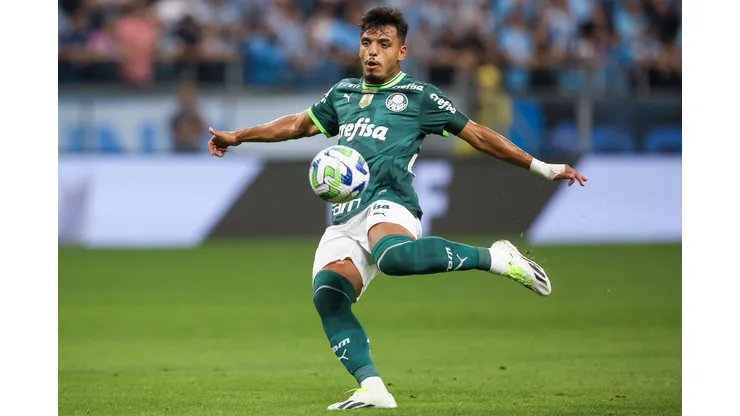 É MELHOR? Menino que se cuide: Camisa 35 encanta torcedores do Palmeiras - Foto: Pedro H. Tesch/Getty Images