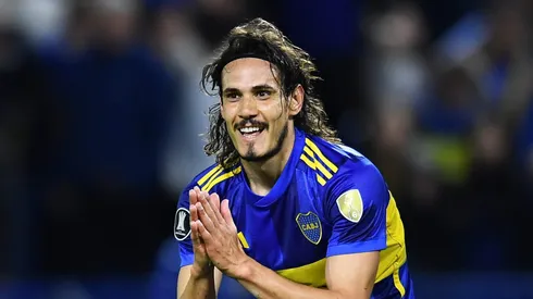 Foto: Marcelo Endelli/Getty Images - Cavani lamentando chance perdida