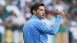 Foto: Miguel Schincariol/Getty Images - Abel Ferreira durante jogo do Palmeiras