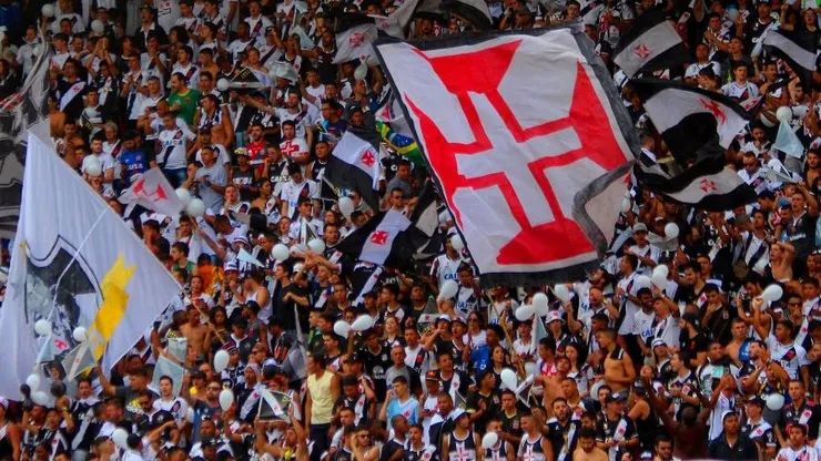 Torcida vascaína tem comparecido em bom número após volta do público em São Januário - Foto: Divulgação/ Carlos Gregório Jr/ Vasco