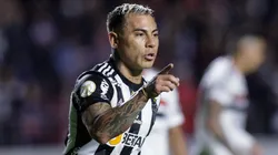 Eduardo Vargas está de saída do Atlético-MG, assim como Mariano