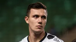 Foto: Leandro Amorim/Vasco - Piton com a camisa do Vasco