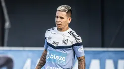 Foto: Raul Baretta/ Santos FC - Soteldo durante treinamento