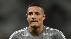 MG - BELO HORIZONTE - 08/07/2023 - BRASILEIRO A 2023, ATLETICO-MG X CORINTHIANS - Guilherme Arana jogador do Atletico-MG durante aquecimento antes da partida contra o Corinthians no estadio Mineirao pelo campeonato Brasileiro A 2023. Foto: Gilson Lobo/AGIF