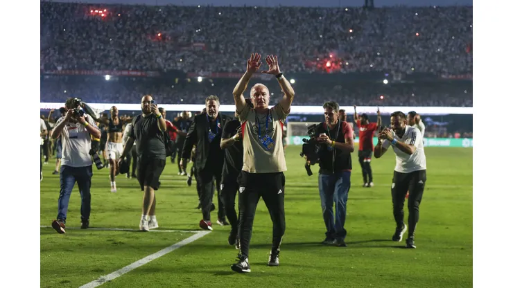 MERCADO! Dorival pede no São Paulo e clube pode fazer proposta OFICIAL para levar Menino da Vila - Foto: Ricardo Moreira/Getty Images