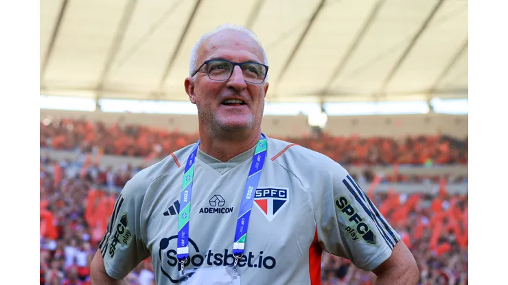 EITA! Abel é bombardeado por palmeirenses após feito de Dorival - Foto: Buda Mendes/Getty Images