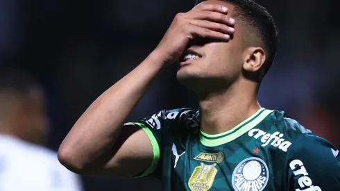 SP - SAO PAULO - 29/04/2023 - BRASILEIRO A 2023, PALMEIRAS X CORINTHIANS - Giovani jogador do Palmeiras durante partida contra o Corinthians no estadio Arena Allianz Parque pelo campeonato BRASILEIRO A 2023. Foto: Ettore Chiereguini/AGIF