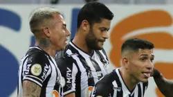 Foto: Fernando Moreno/AGIF - Vargas, Hulk e Savarino