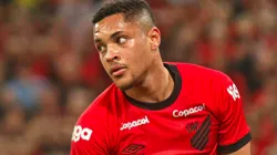 Foto: Gabriel Machado/AGIF - O jovem da base celeste já superou números de Vitor Roque