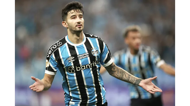Fernando Alves/Getty Images - Volante pode deixar a Arena no próximo ano