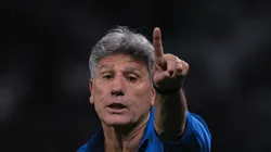 SP - SAO PAULO - 18/09/2023 - BRASILEIRO A 2023, CORINTHIANS X GREMIO - Renato Portaluppi tecnico do Gremio durante partida contra o Corinthians no estadio Arena Corinthians pelo campeonato Brasileiro A 2023. Foto: Ettore Chiereguini/AGIF